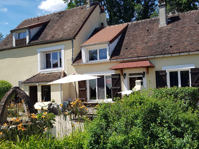 MAISON 150M2 ENVIRON 4 CHAMBRES, JARDIN ARBORE DE 2464M2, CA — photo du bien