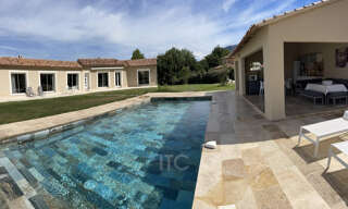 Maison 5 Pièces 220 m² à vendre à Trets (13530)