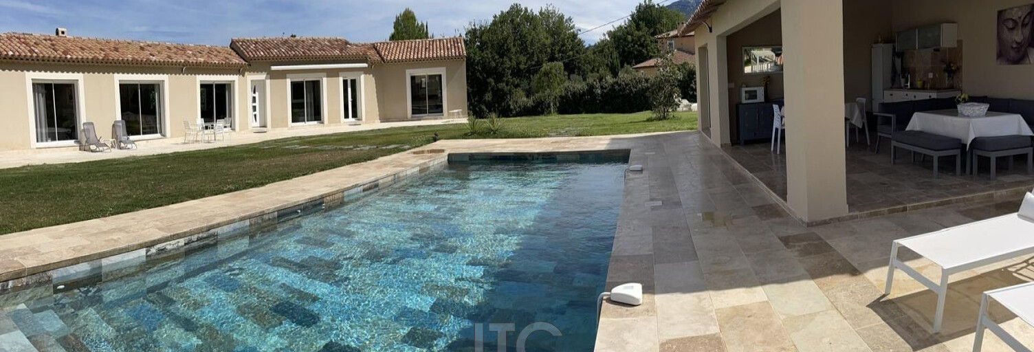 Maison 5 Pièces 220 m² à vendre à Trets (13530)