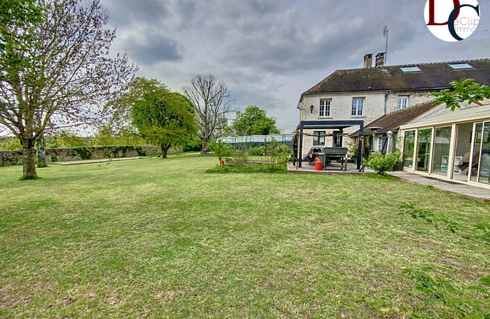 Propriété aux beaux volumes à proximité de Senlis avec appar — photo 3