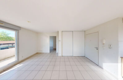 location appartement 650 € CC /mois à proximité de Satolas-Et-Bonce (38290)