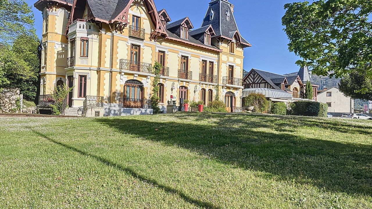 commerce 20 pièces 1000 m2 à vendre à Tarascon-sur-Ariège (09400)