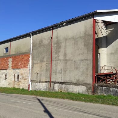 Immeuble  110000 €