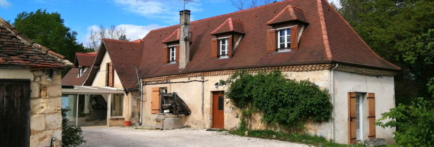 Maison 8 Pièces 190 m² à vendre à Lembras (24100)