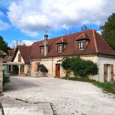 Maison 8 pièces 353800 €