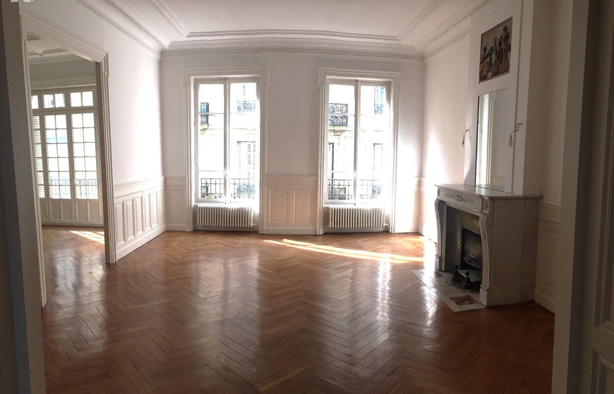 appartement 6 pièces 220 m2 à vendre à Saint-Étienne (42000)
