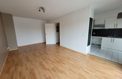location appartement 850 € CC /mois à proximité de Pérenchies (59840)