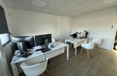 location bureau 2 899 € CC /mois à proximité de Montlouis-sur-Loire (37270)