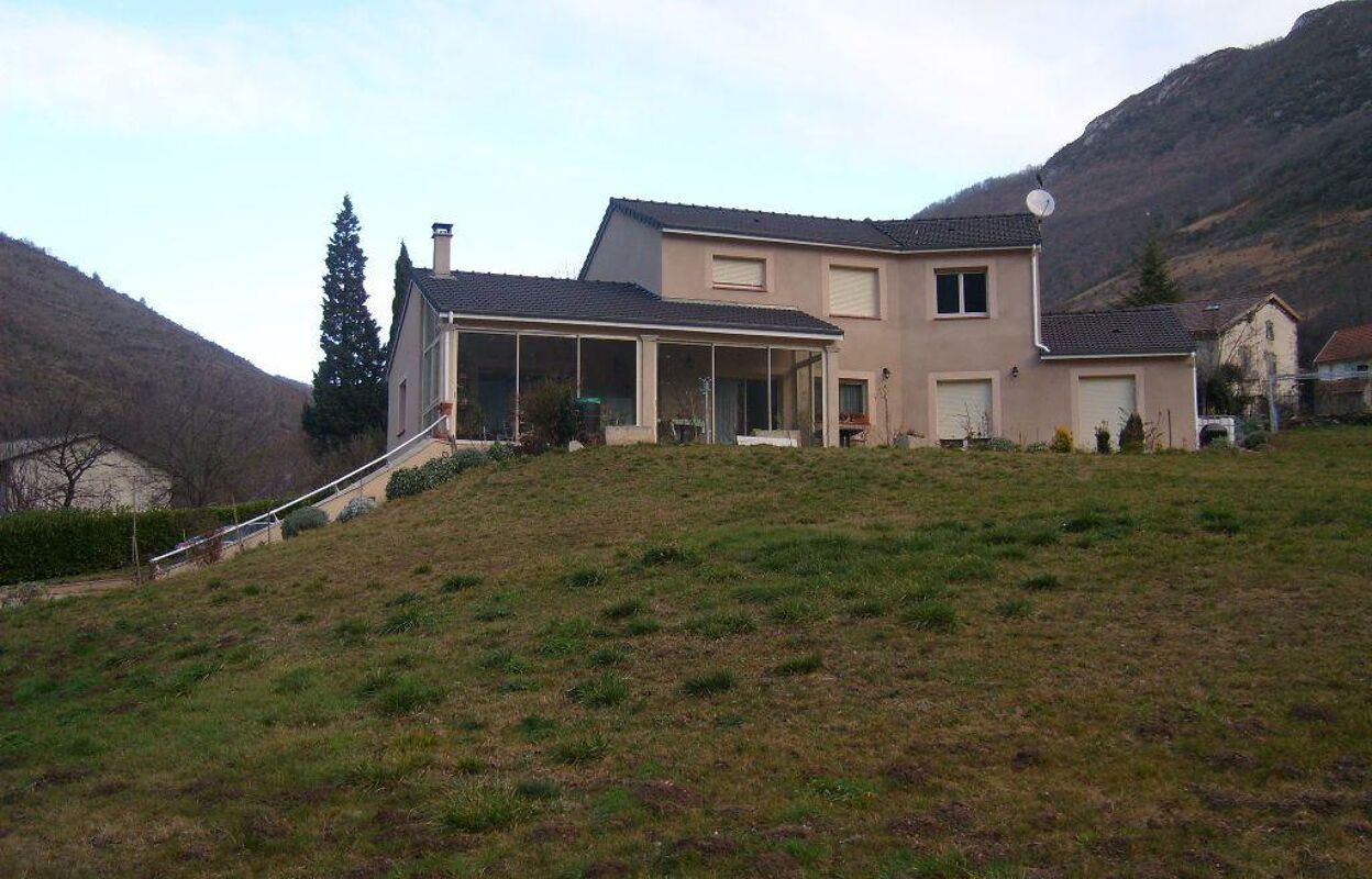 maison 8 pièces 216 m2 à vendre à Tarascon-sur-Ariège (09400)