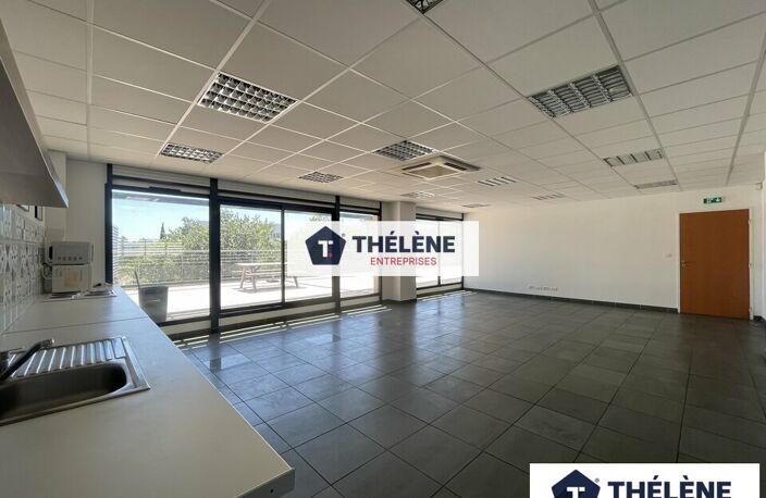 BUREAUX à LOUER — photo 3