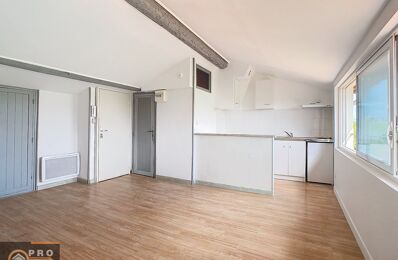 location appartement 295 € CC /mois à proximité de Lespignan (34710)