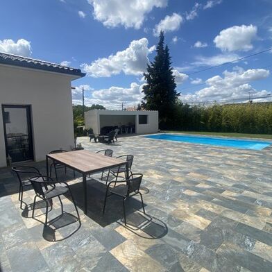 Maison 5 pièces 399000 €