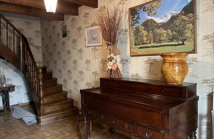 Maison en pierre de 7 pièces principales — photo 3