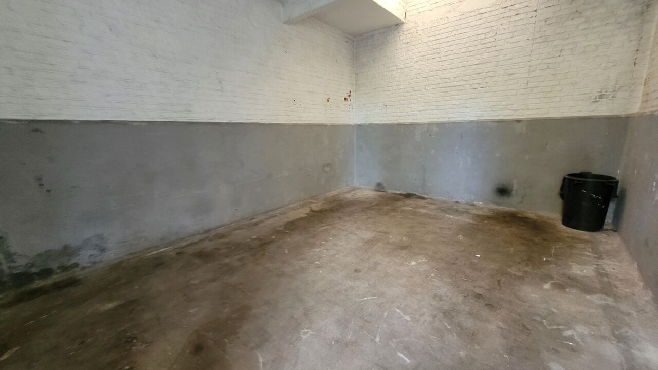 garage  pièces 20 m2 à louer à Cambrai (59400)
