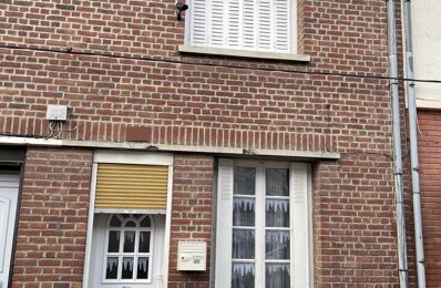 vente maison 64 800 € à proximité de Versigny (02800)