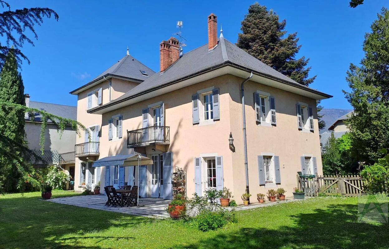 maison 9 pièces 265 m2 à vendre à La Motte-Servolex (73290)