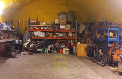 garage  pièces 220 m2 à vendre à Béziers (34500)
