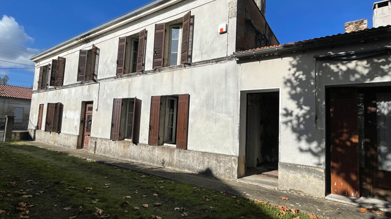 maison 12 pièces 365 m2 à vendre à Berson (33390)