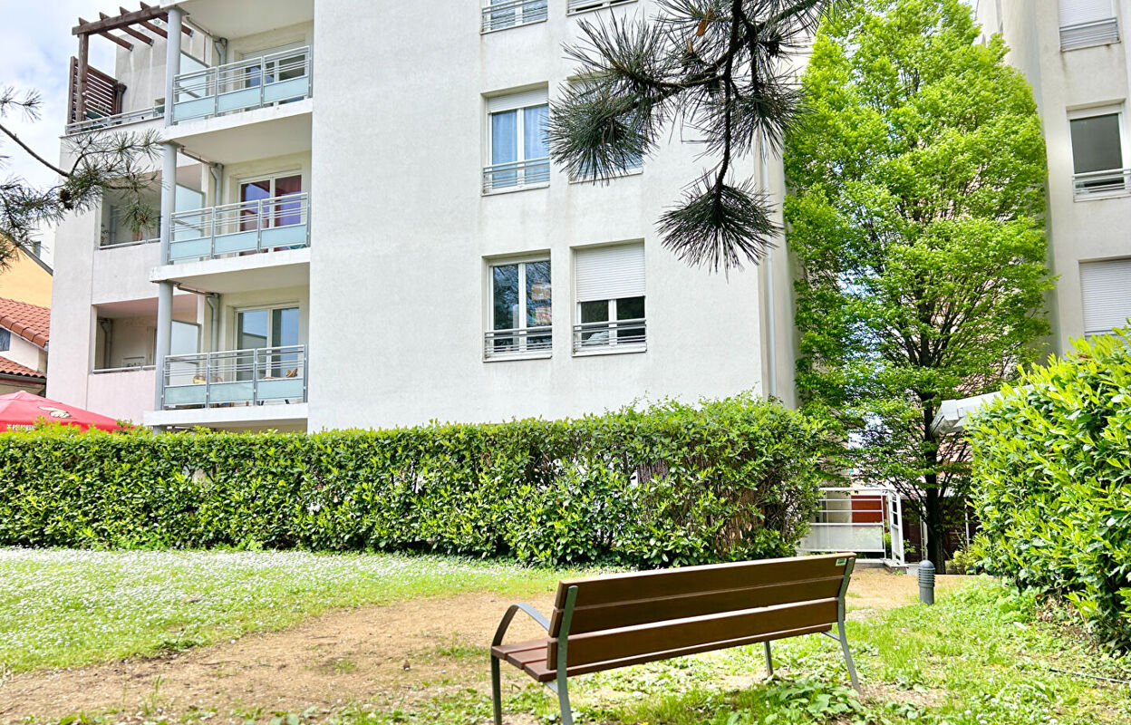 appartement 3 pièces 60 m2 à vendre à Lyon 7 (69007)