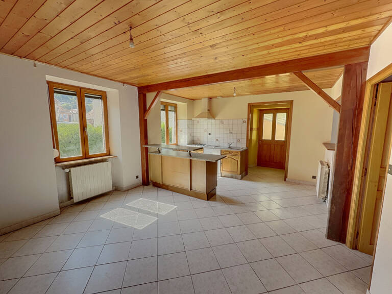 PONT DE ROIDE CENTRE - APPARTEMENT de 62.5m2 — photo 1