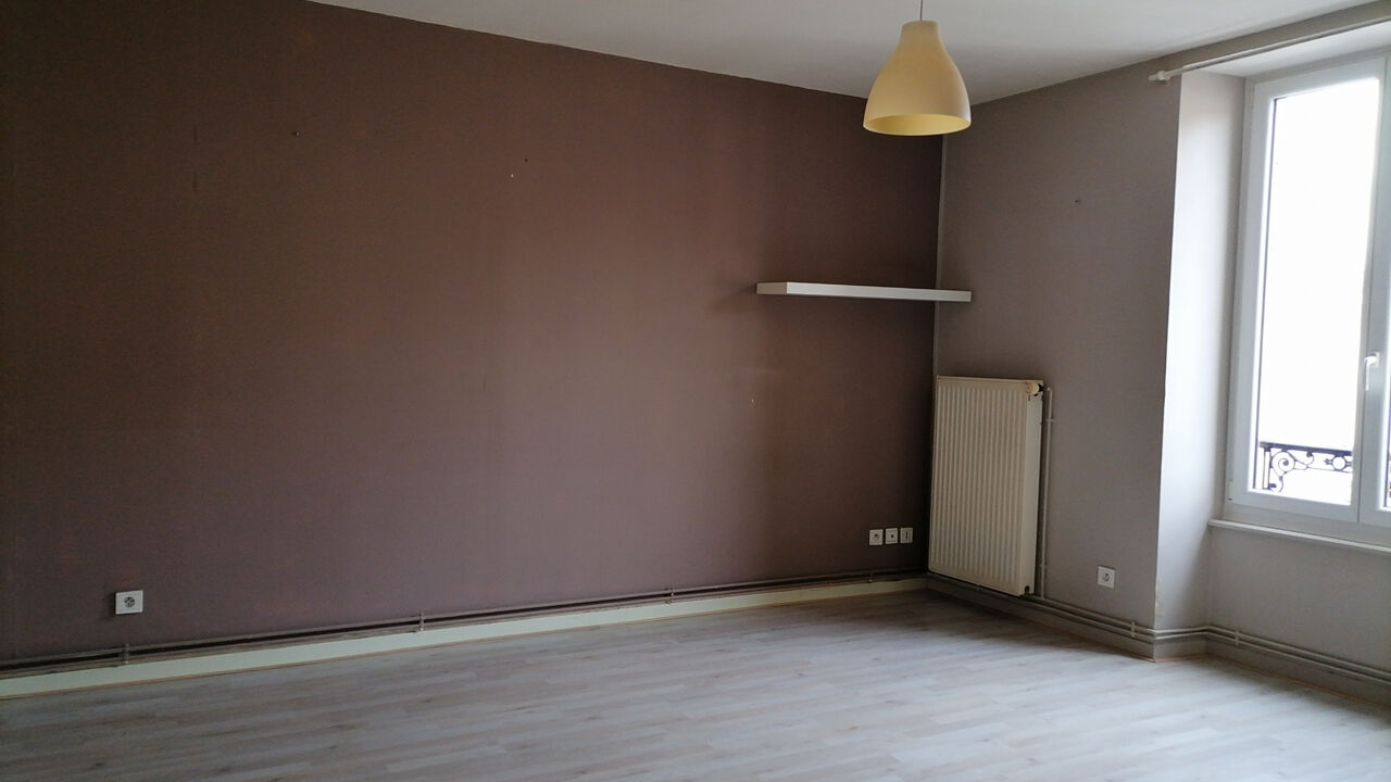 appartement 2 pièces 52 m2 à louer à Lure (70200)
