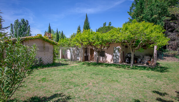 Villa / Maison 11 pièces  à vendre Aix-en-Provence 13090
