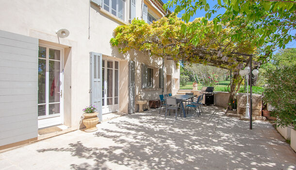 Villa / Maison 11 pièces  à vendre Aix-en-Provence 13090