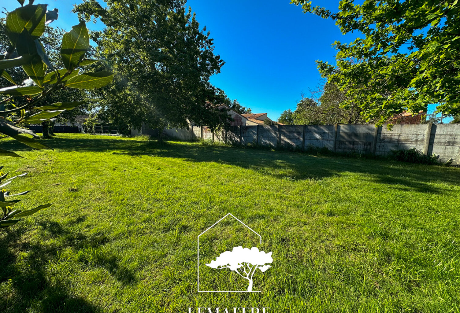 TERRAIN 1080M2 ENVIRON — photo 1