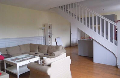 location appartement 1 497 € CC /mois à proximité de Bruges (33520)
