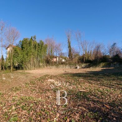 Terrain 1258 m²