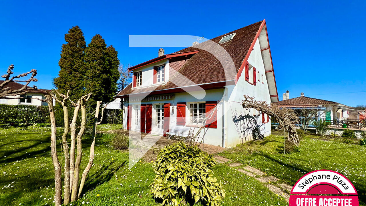 maison 6 pièces 138 m2 à vendre à Orthez (64300)