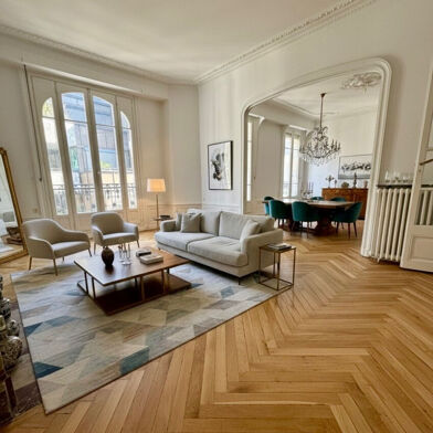 Appartement 6 pièces 599000 €