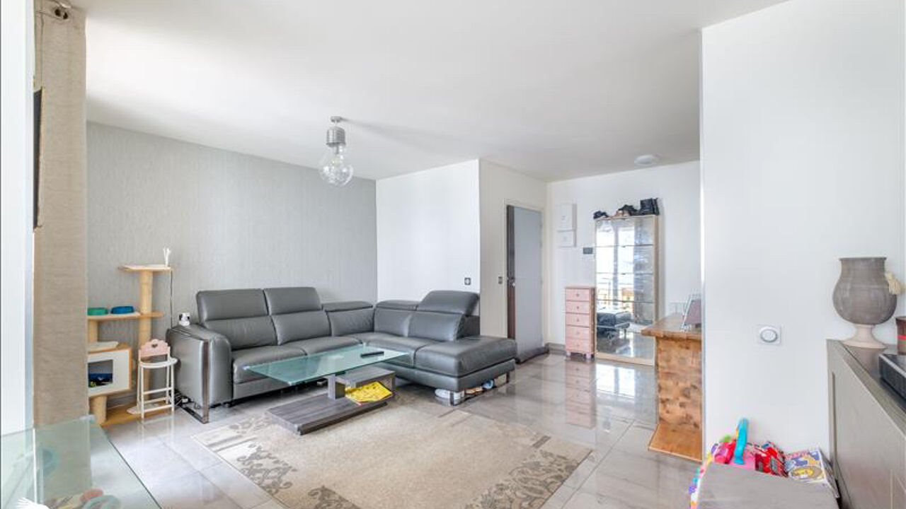 appartement 3 pièces 66 m2 à vendre à Lyon 8 (69008)