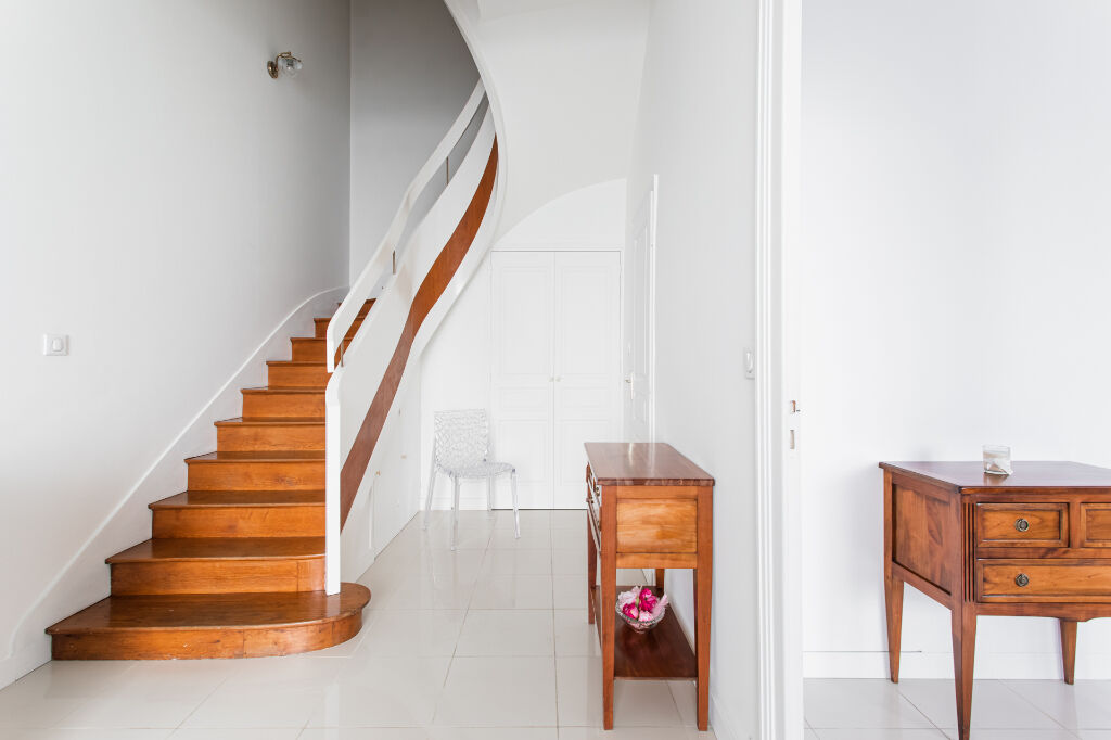 Villa / Maison  T5 à vendre Rochelle (La) 17000