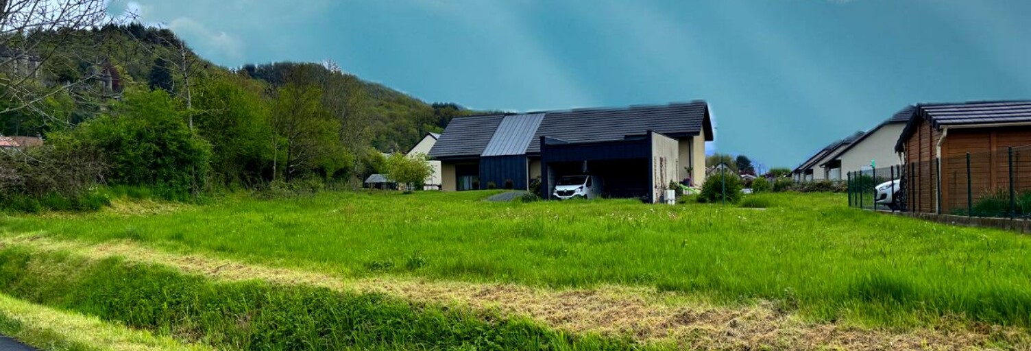 Terrain  761 m² à vendre à Polminhac (15800)