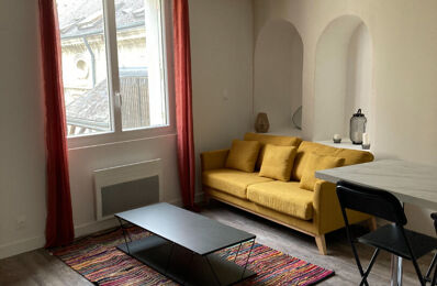 location appartement 470 € CC /mois à proximité de Coussay-les-Bois (86270)