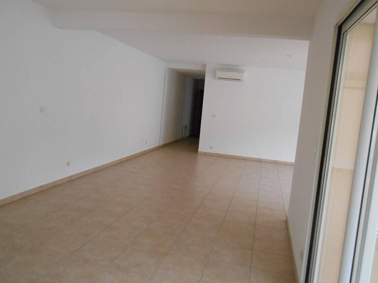 BEL APPARTEMENT 66400 CERET — photo 1
