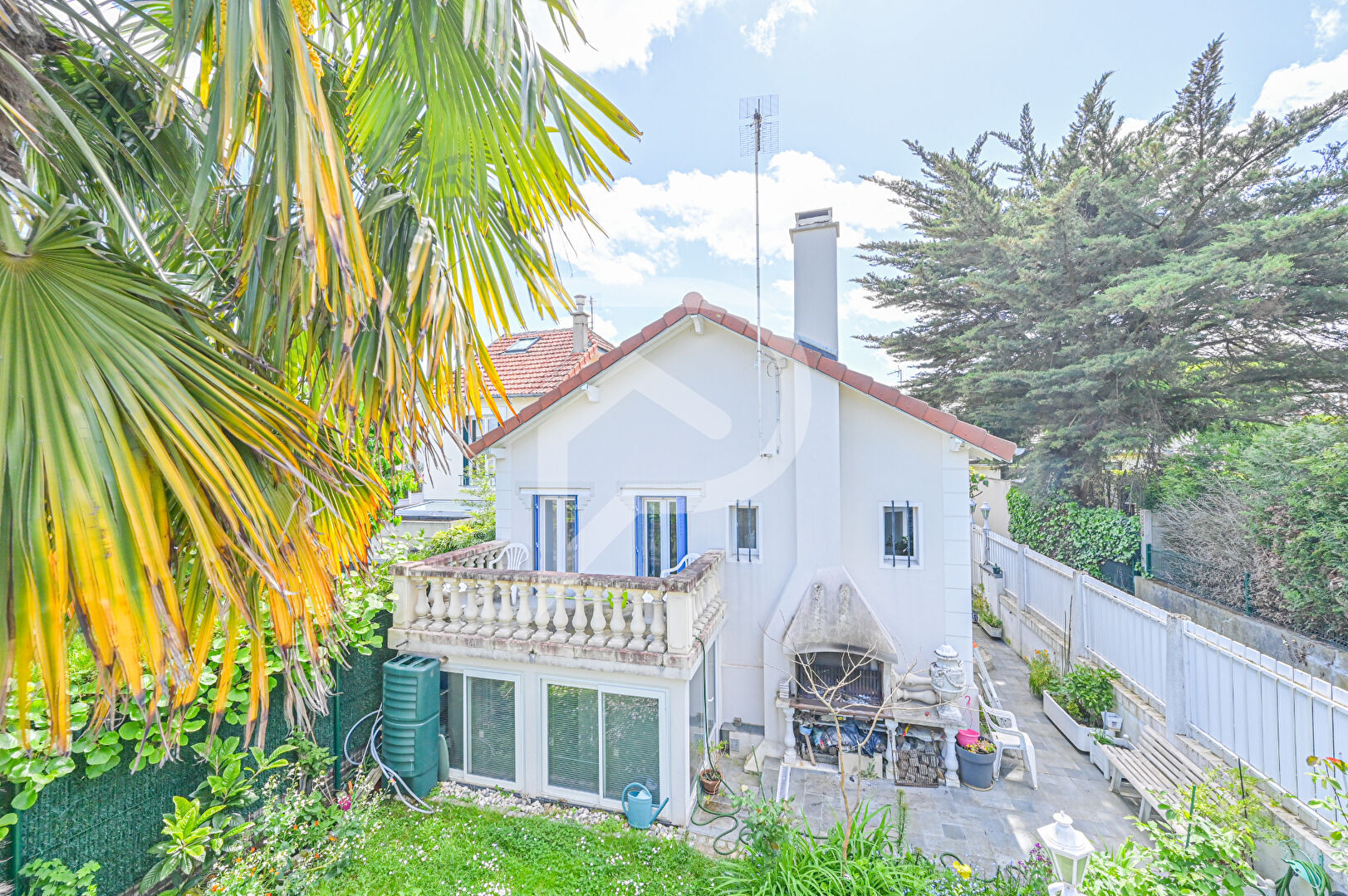 Maison a louer nanterre - 5 pièce(s) - 105 m2 - Surfyn