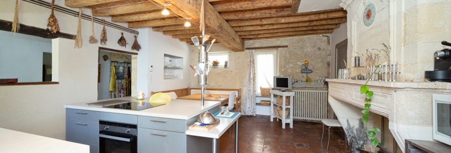 Maison 6 Pièces 209 m² à vendre à Branne (33420)