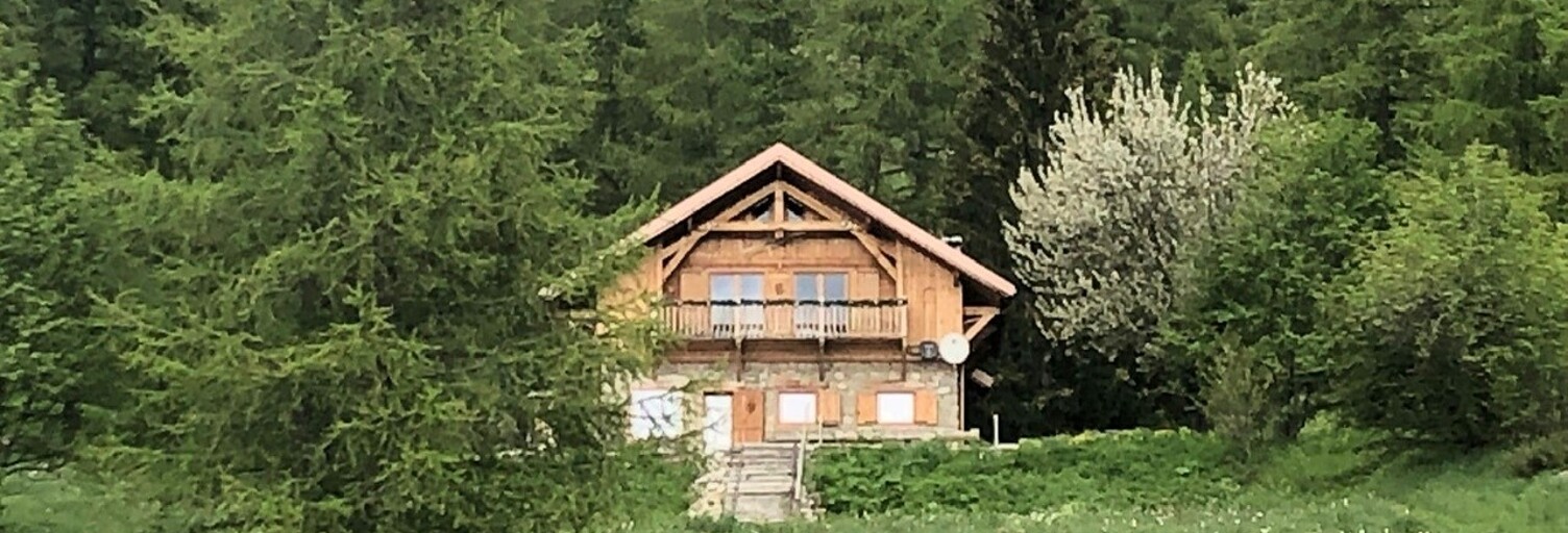 Maison 9 Pièces 200 m² à vendre à Entraunes (06470)