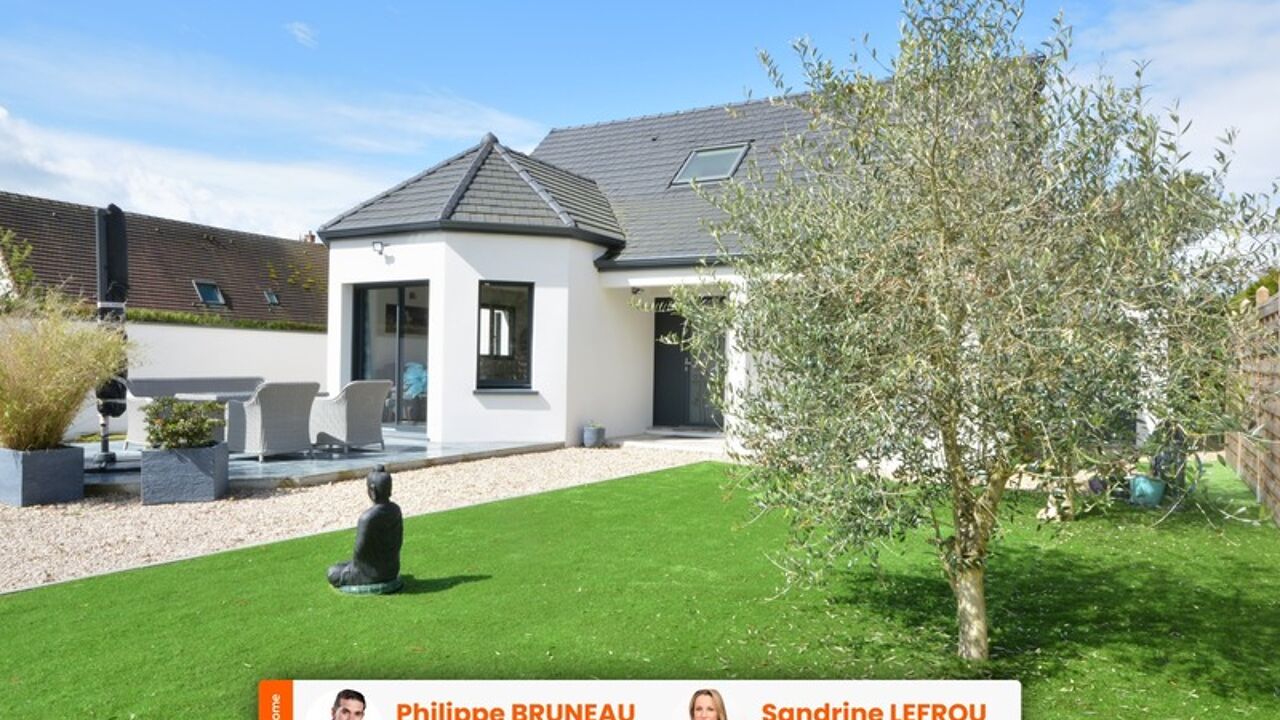 maison 6 pièces 107 m2 à vendre à La Chapelle-du-Bois-des-Faulx (27930)