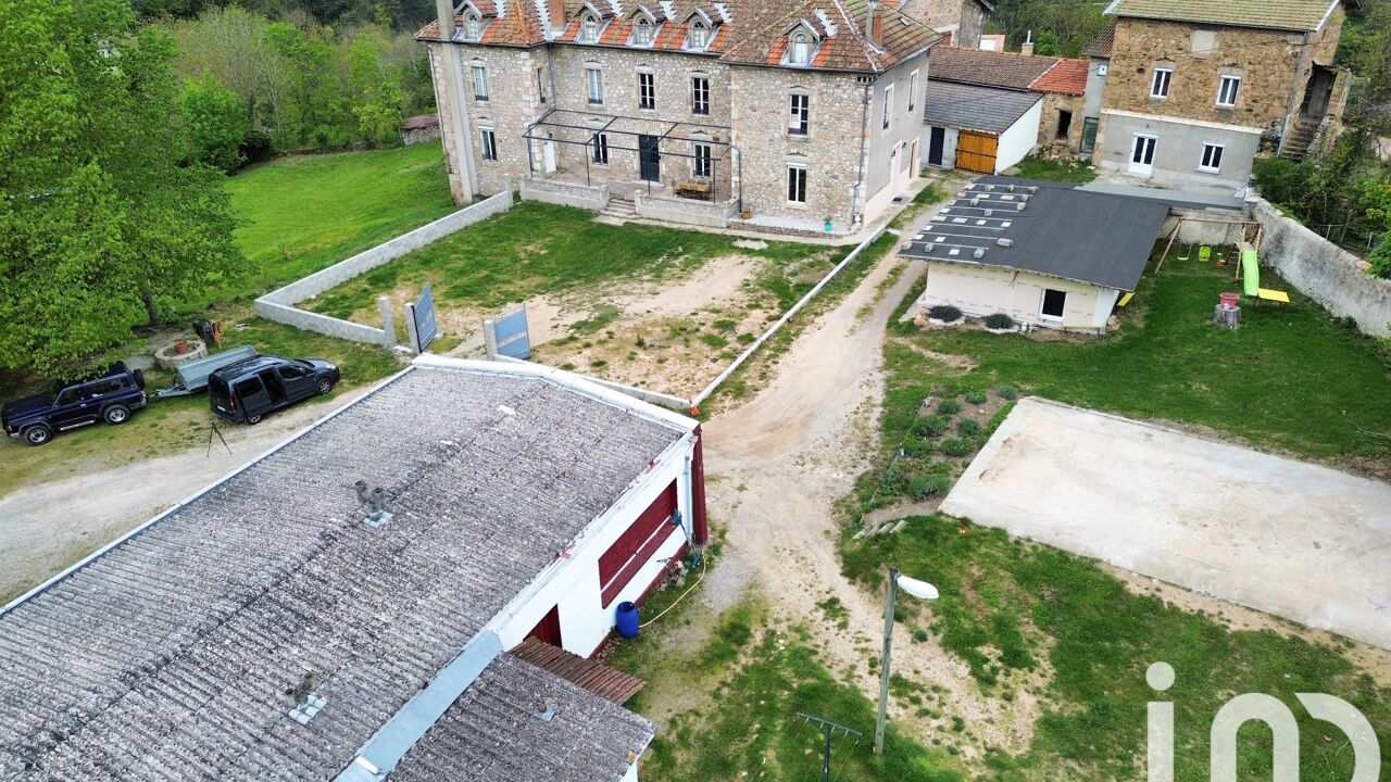 maison 15 pièces 750 m2 à vendre à Lamastre (07270)