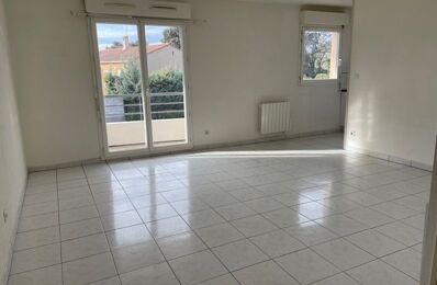 location appartement 655 € CC /mois à proximité de Istres (13800)