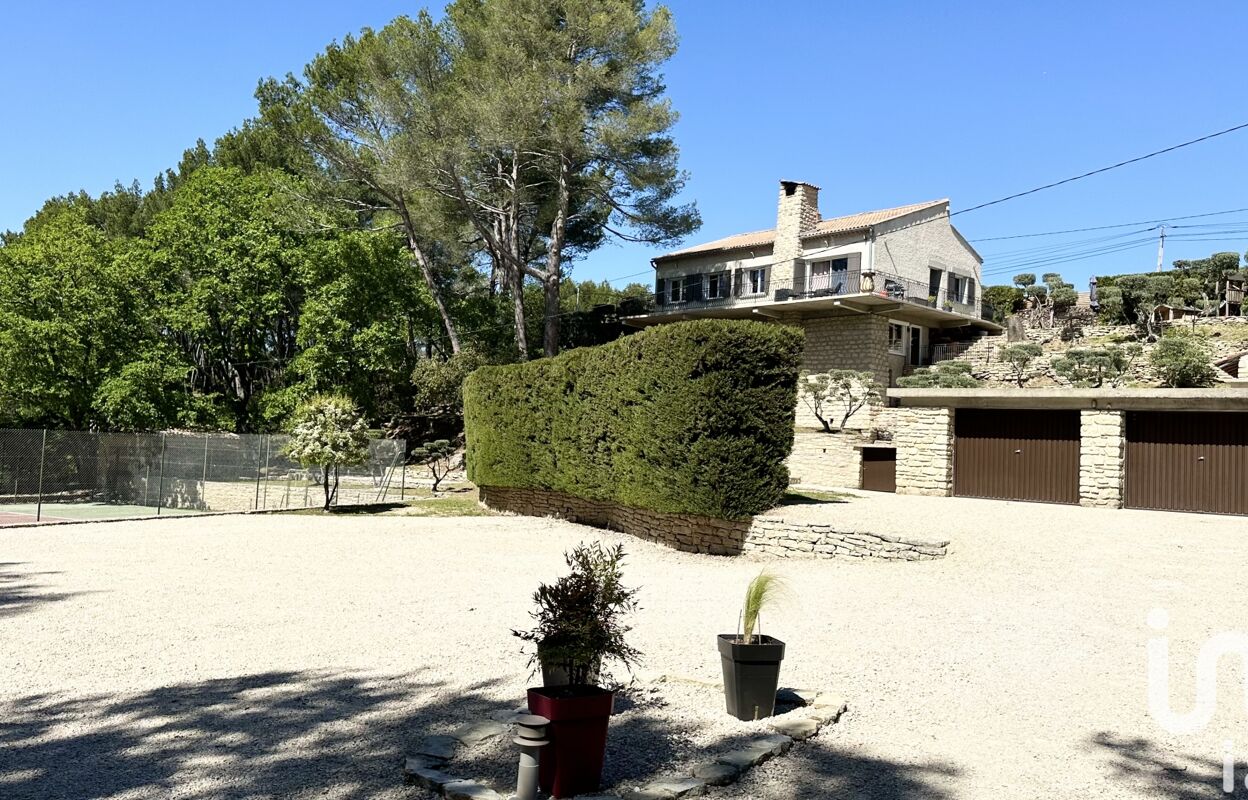 maison 6 pièces 158 m2 à vendre à Carpentras (84200)