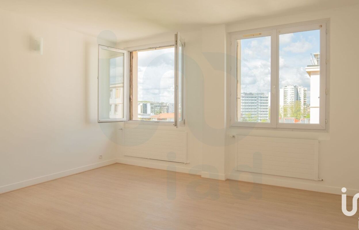 appartement 3 pièces 63 m2 à vendre à Ivry-sur-Seine (94200)
