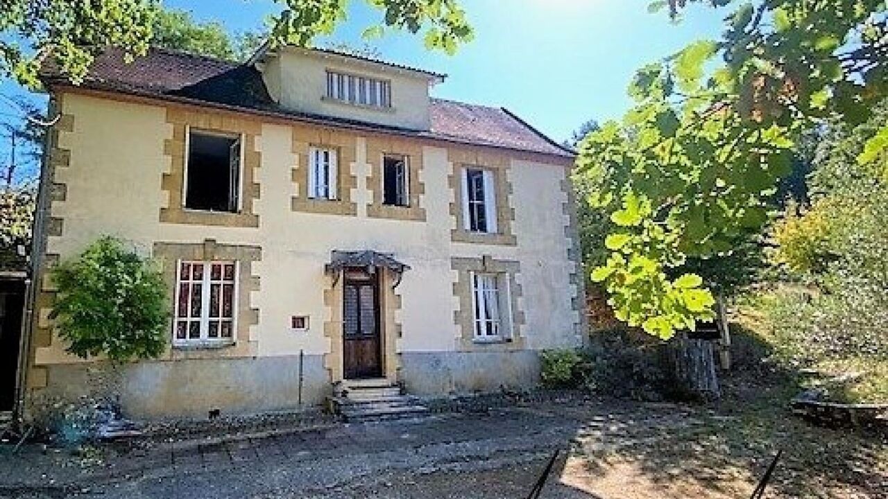 maison 5 pièces 133 m2 à vendre à Saint-Cyprien (24220)