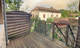 Immeuble  315 m² à vendre à Douelle (46140)