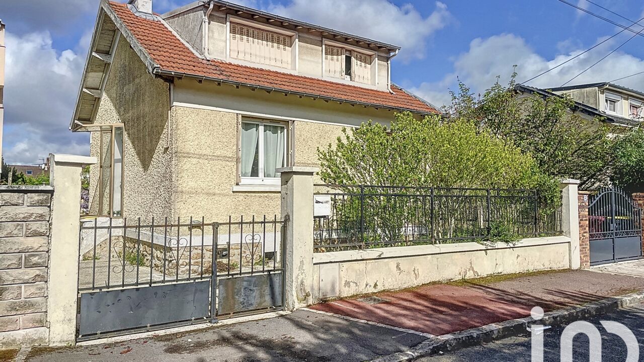 maison 4 pièces 76 m2 à vendre à Montfermeil (93370)