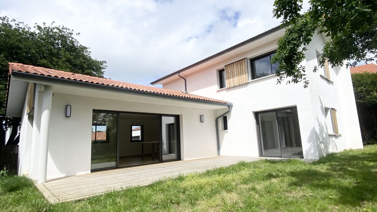 maison 6 pièces 126 m2 à vendre à Biarritz (64200)