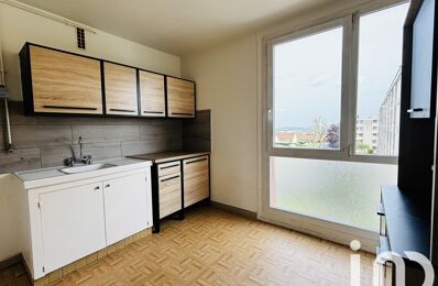 location appartement 850 € CC /mois à proximité de Saint-Paul (60650)